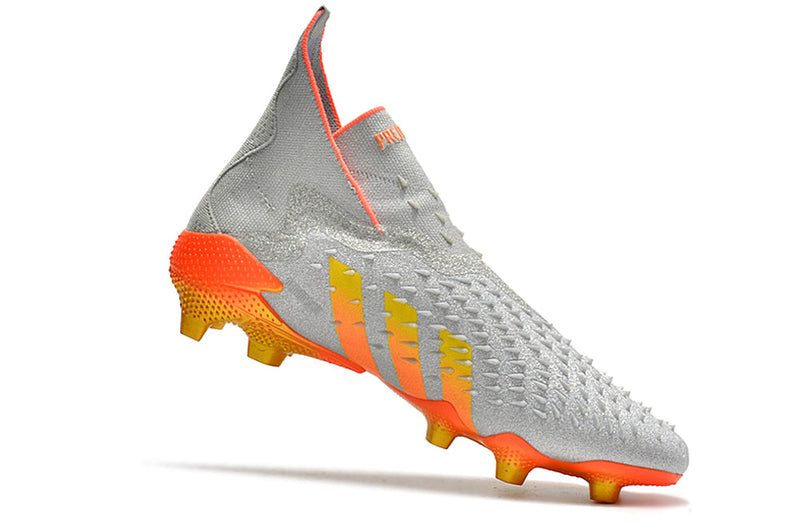 botas de fútbol Adidas PREDATOR FREAK FG - PALLINA EXPRESS