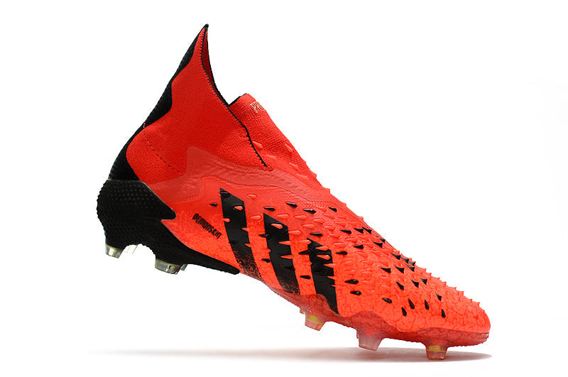 botas de fútbol Adidas PREDATOR FREAK FG - PALLINA EXPRESS