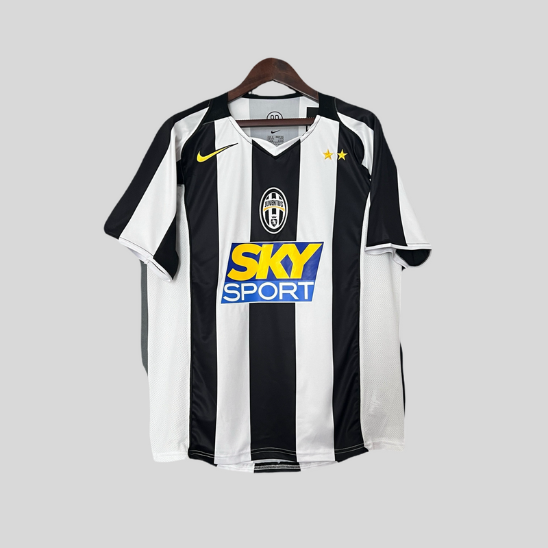 CAMISETA JUVENTUS I 04/05 HOMBRE (RETRO) - TIENDA DEL JUGADOR