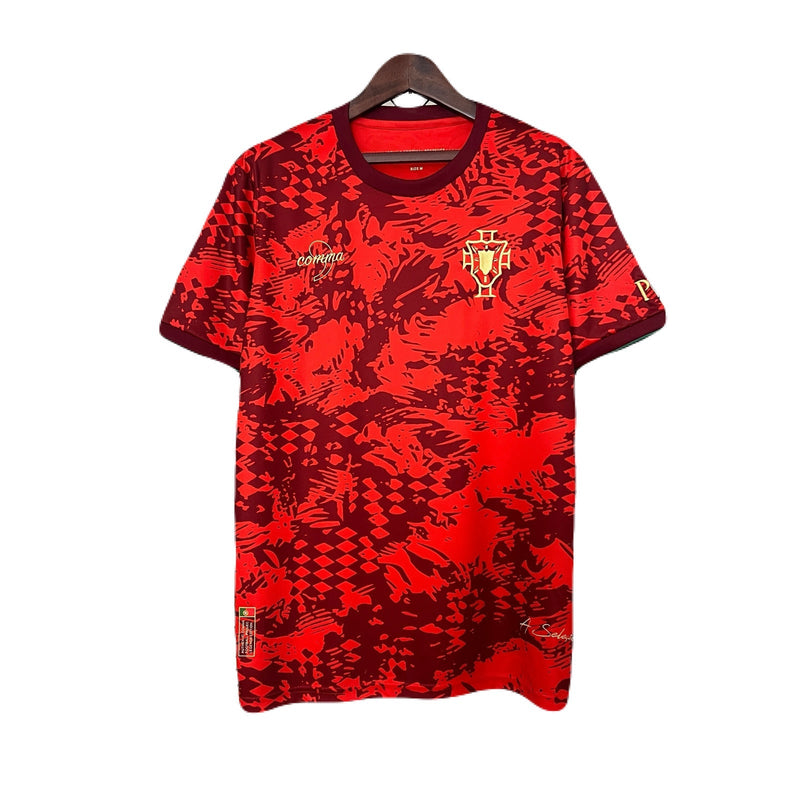 CAMISETA PORTUGAL EDICÓN LIMITADA COMMA 24/25 HOMBRE - TIENDA DEL JUGADOR