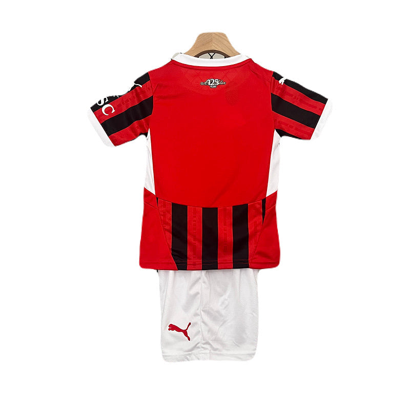 MILAN I 24/25 CONJUNTO INFANTIL - TIENDA DEL JUGADOR